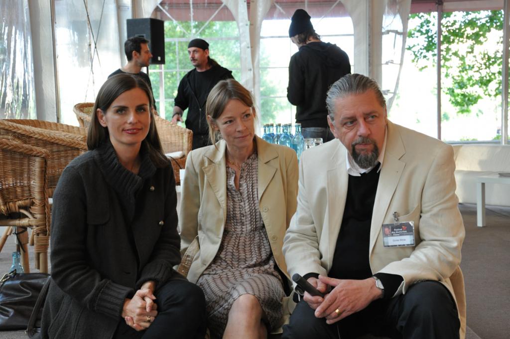 von links: Janine Jackowski, Jenny Schily, Minas